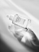 SKIN1004 Madagascar Centella Tone Brightening Capsule Ampoule 50ml - Imagen 2