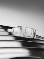 SKIN1004 Madagascar Centella Tone Brightening Capsule Ampoule 50ml - Imagen 3