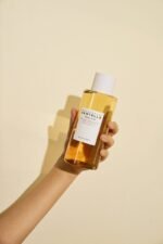 SKIN 1004, MADAGASCAR CENTELLA TONING TONER 210 ML - Imagen 2